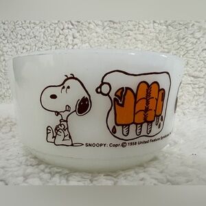 Vintage 1958 Fire King Snoopy Sweet Dreams Ice Cream Bowl Anchor Hocking 4.25"
